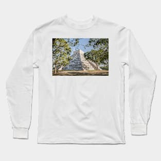 Chichen Itza Temple of Kukulcán Long Sleeve T-Shirt